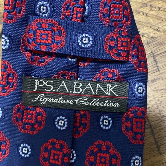 Jos. A. Bank tie - Picture 2 of 6